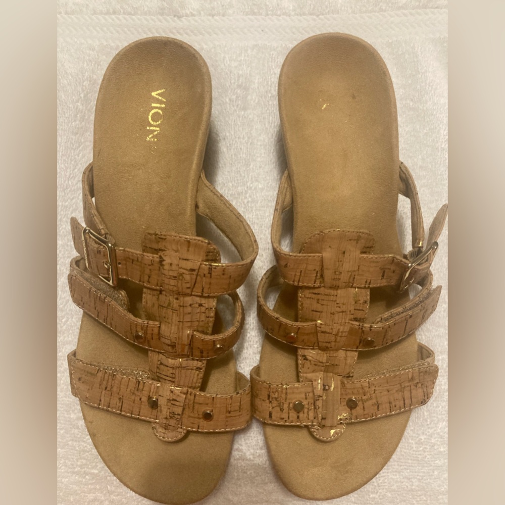 Vionic sandals